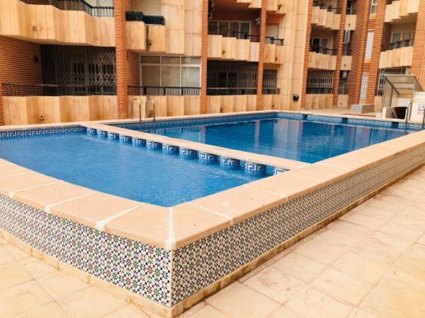 Amazing Sunny Flat With Balcony Pool Two Mins From The Beach トレビエハ エクステリア 写真