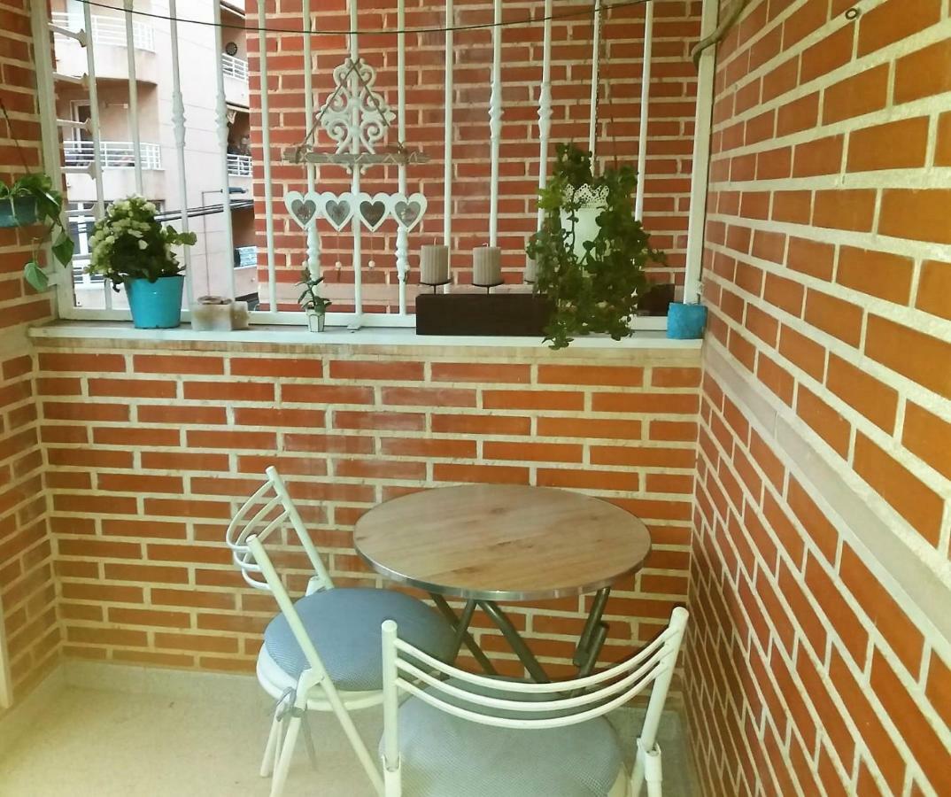 Amazing Sunny Flat With Balcony Pool Two Mins From The Beach トレビエハ エクステリア 写真