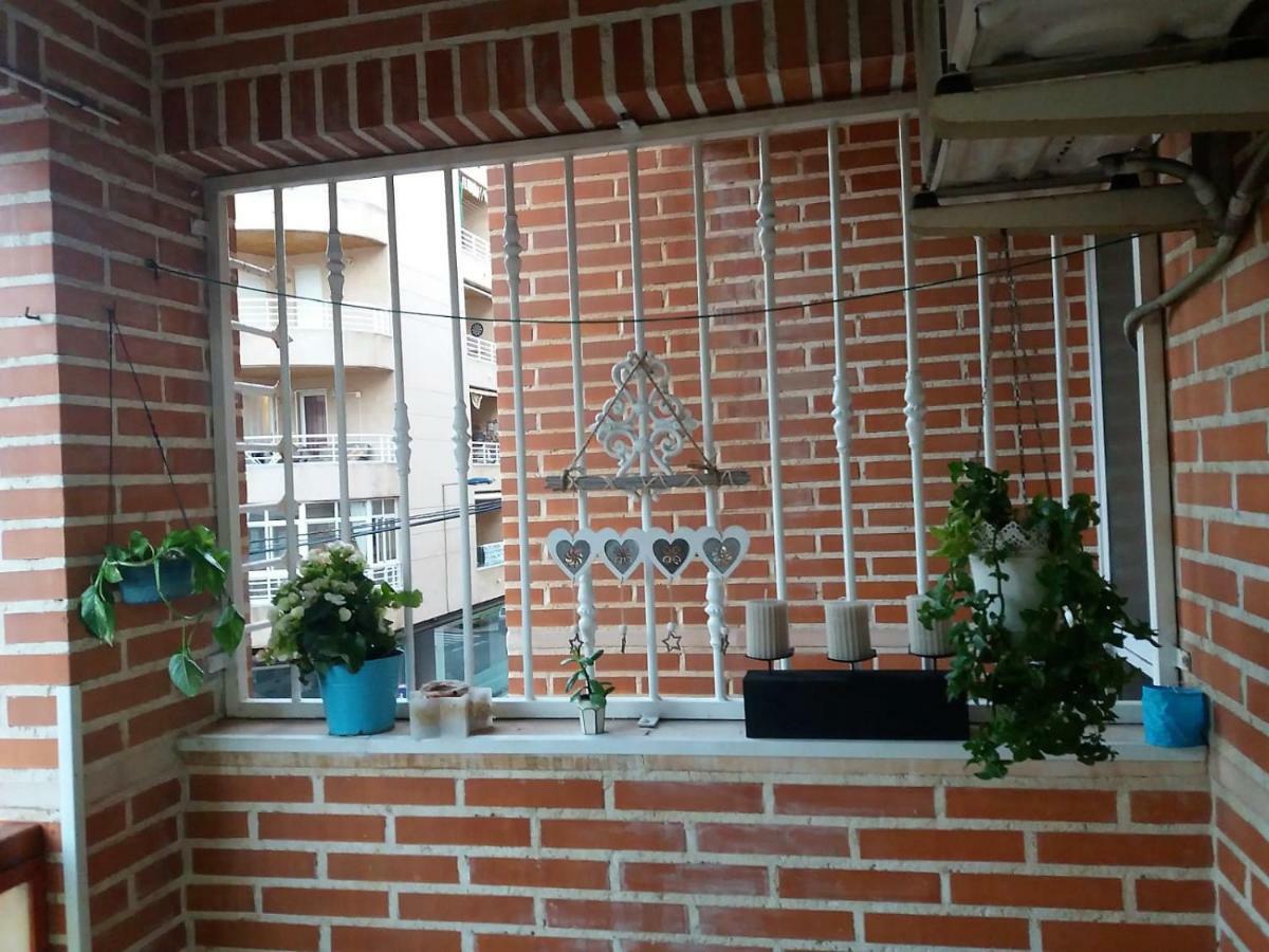 Amazing Sunny Flat With Balcony Pool Two Mins From The Beach トレビエハ エクステリア 写真
