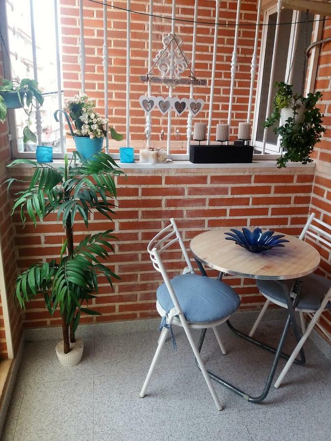 Amazing Sunny Flat With Balcony Pool Two Mins From The Beach トレビエハ エクステリア 写真