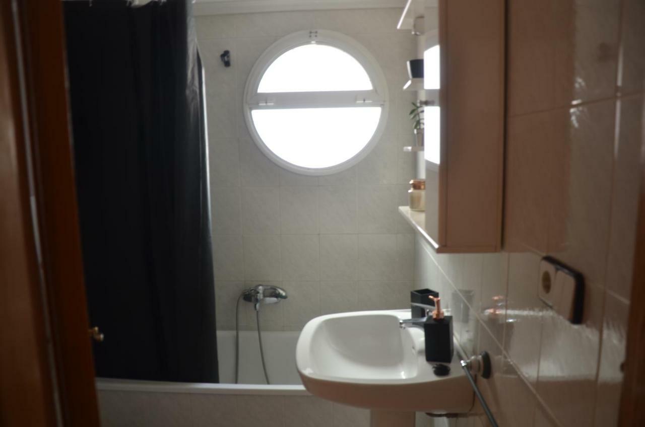 Amazing Sunny Flat With Balcony Pool Two Mins From The Beach トレビエハ エクステリア 写真